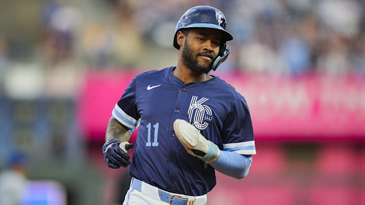 Sep 19, 2025; Kansas City, Missouri, USA; Kansas City Royals third baseman Maikel Garcia (11) runs to third base during the first inning against the Toronto Blue Jays at Kauffman Stadium. Mandatory Credit: Jay Biggerstaff-Imagn Images Sep 19, 2025; Kansas City, Missouri, USA; Kansas City Royals third baseman Maikel Garcia (11) runs to third base during the first inning against the Toronto Blue Jays at Kauffman Stadium. Mandatory Credit: Jay Biggerstaff-Imagn Images