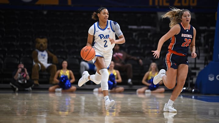 Pitt Women's Basketball Guard Amiya Jenkins