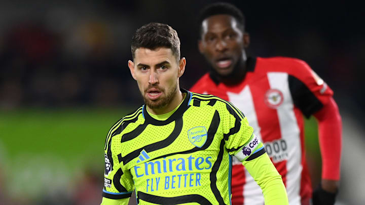 Reserva contra o Real Madrid, Jorginho pode ganhar nova chance entre os 11