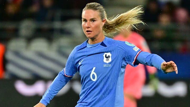Amandine Henry devrait revenir jouer en France.