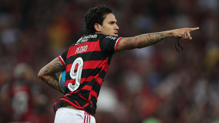 Pedro é o artilheiro do Flamengo e do Brasil no ano.