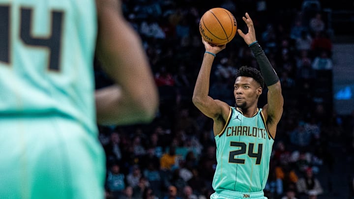 Nov 30, 2024; Charlotte, North Carolina, USA; Charlotte Hornets forward Brandon Miller (24) shoots the ball against the Atlanta Hawks during the third quarter at Spectrum Center. Mandatory Credit: Scott Kinser-Imagn Images Nov 30, 2024; Charlotte, North Carolina, USA; Charlotte Hornets forward Brandon Miller (24) shoots the ball against the Atlanta Hawks during the third quarter at Spectrum Center. Mandatory Credit: Scott Kinser-Imagn Images