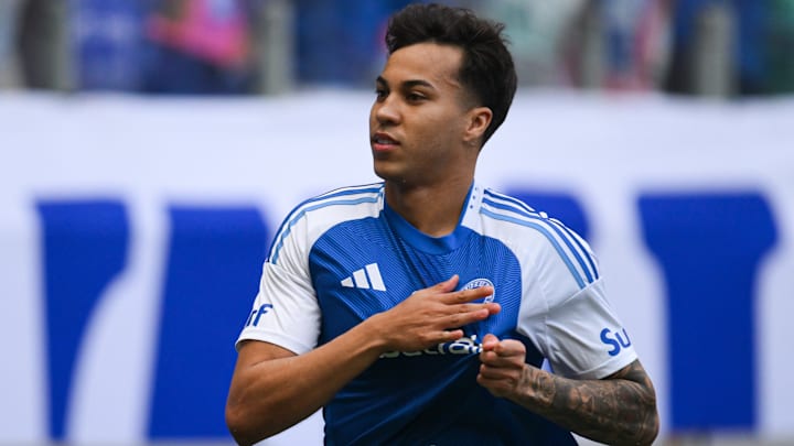 Kaio Jorge não tem presença garantida no duelo entre Cruzeiro x Atlético-MG