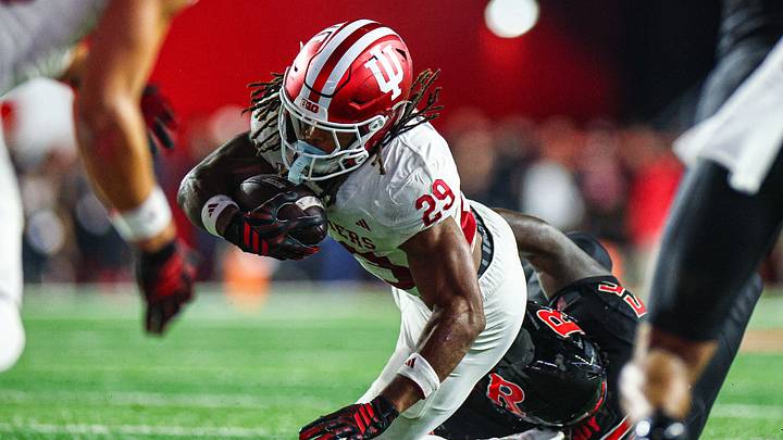 Oct 3, 2026; Piscataway, New Jersey, USA; Indiana Hoosiers running back Lee Beebe Jr. (29) fights for yards during the second half against the Rutgers Scarlet Knights at SHI Stadium. Mandatory Credit: Vincent Carchietta-Imagn Images Oct 3, 2026; Piscataway, New Jersey, USA; Indiana Hoosiers running back Lee Beebe Jr. (29) fights for yards during the second half against the Rutgers Scarlet Knights at SHI Stadium. Mandatory Credit: Vincent Carchietta-Imagn Images