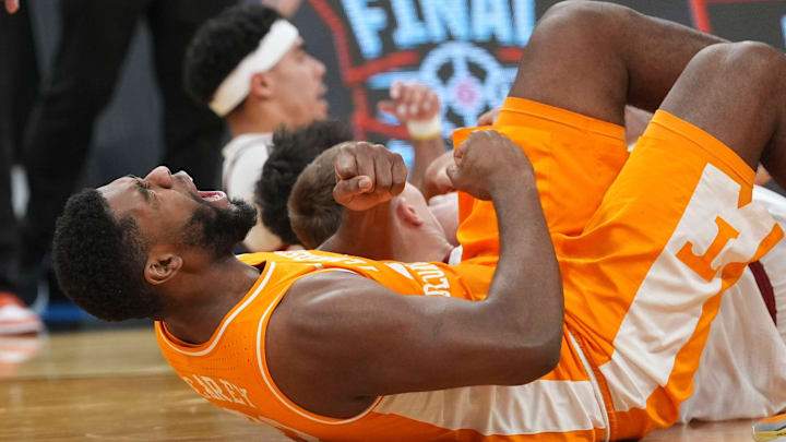 Tennessee forward Jaylen Carey (23) yells out in celebration during the NCAA Tournament Sweet 16 game against Iowa State at the United Center in Chicago on March 27, 2026.