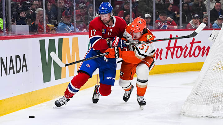 Mar 15, 2026; Montreal, Quebec, CAN; Montreal Canadiens right wing Josh Anderson (17) battles for the puck with Anaheim Ducks defenseman Olen Zellweger (51) during the first period at Bell Centre. Mandatory Credit: David Kirouac-Imagn Images Mar 15, 2026; Montreal, Quebec, CAN; Montreal Canadiens right wing Josh Anderson (17) battles for the puck with Anaheim Ducks defenseman Olen Zellweger (51) during the first period at Bell Centre. Mandatory Credit: David Kirouac-Imagn Images