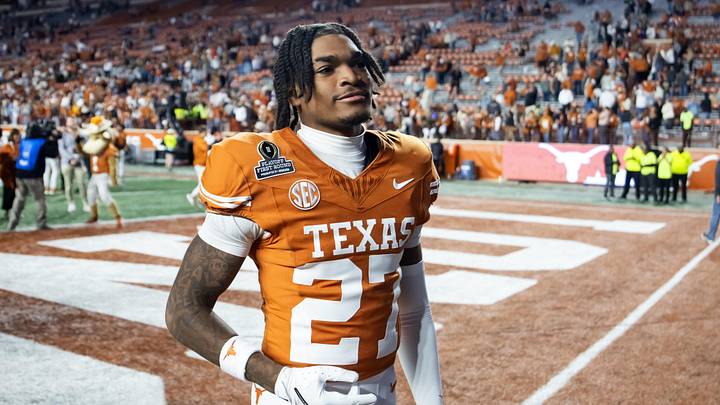 Dec 21, 2024; Austin, Texas, USA; Texas Longhorns defensive back Wardell Mack (27) against the Clemson Tigers during the CFP National playoff first round at Darrell K Royal-Texas Memorial Stadium. Mandatory Credit: Mark J. Rebilas-Imagn Images Dec 21, 2024; Austin, Texas, USA; Texas Longhorns defensive back Wardell Mack (27) against the Clemson Tigers during the CFP National playoff first round at Darrell K Royal-Texas Memorial Stadium. Mandatory Credit: Mark J. Rebilas-Imagn Images