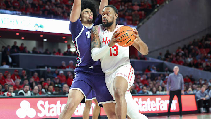 Houston forward J'Wan Roberts (13) Houston forward J'Wan Roberts (13)