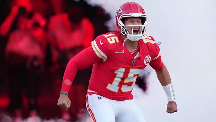 Sep 14, 2026; Kansas City, Missouri, USA; Kansas City Chiefs quarterback Patrick Mahomes (15) takes the field at GEHA Field at Arrowhead Stadium. Mandatory Credit: Jay Biggerstaff-Imagn Images Sep 14, 2026; Kansas City, Missouri, USA; Kansas City Chiefs quarterback Patrick Mahomes (15) takes the field at GEHA Field at Arrowhead Stadium. Mandatory Credit: Jay Biggerstaff-Imagn Images