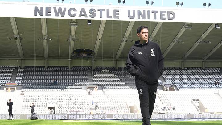 Newcastle United v Liverpool - Premier League - St James' Park