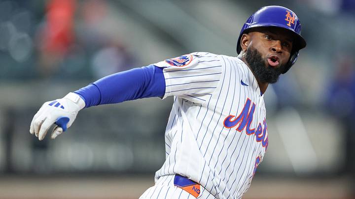 Apr 9, 2026; New York City, New York, USA; New York Mets center fielder Luis Robert Jr. (88) runs the bases after hitting a solo home run during the first inning against the Arizona Diamondbacks at Citi Field. Mandatory Credit: Vincent Carchietta-Imagn Images Apr 9, 2026; New York City, New York, USA; New York Mets center fielder Luis Robert Jr. (88) runs the bases after hitting a solo home run during the first inning against the Arizona Diamondbacks at Citi Field. Mandatory Credit: Vincent Carchietta-Imagn Images