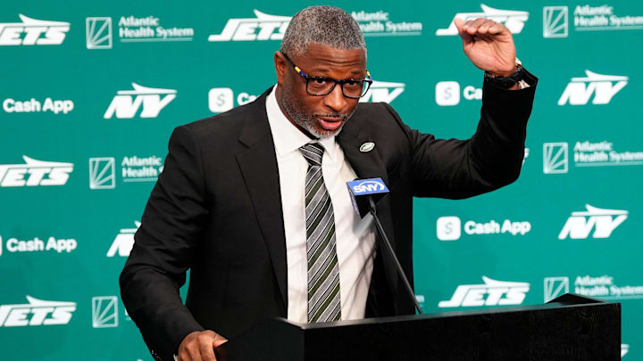 NY Jets head coach Aaron Glenn