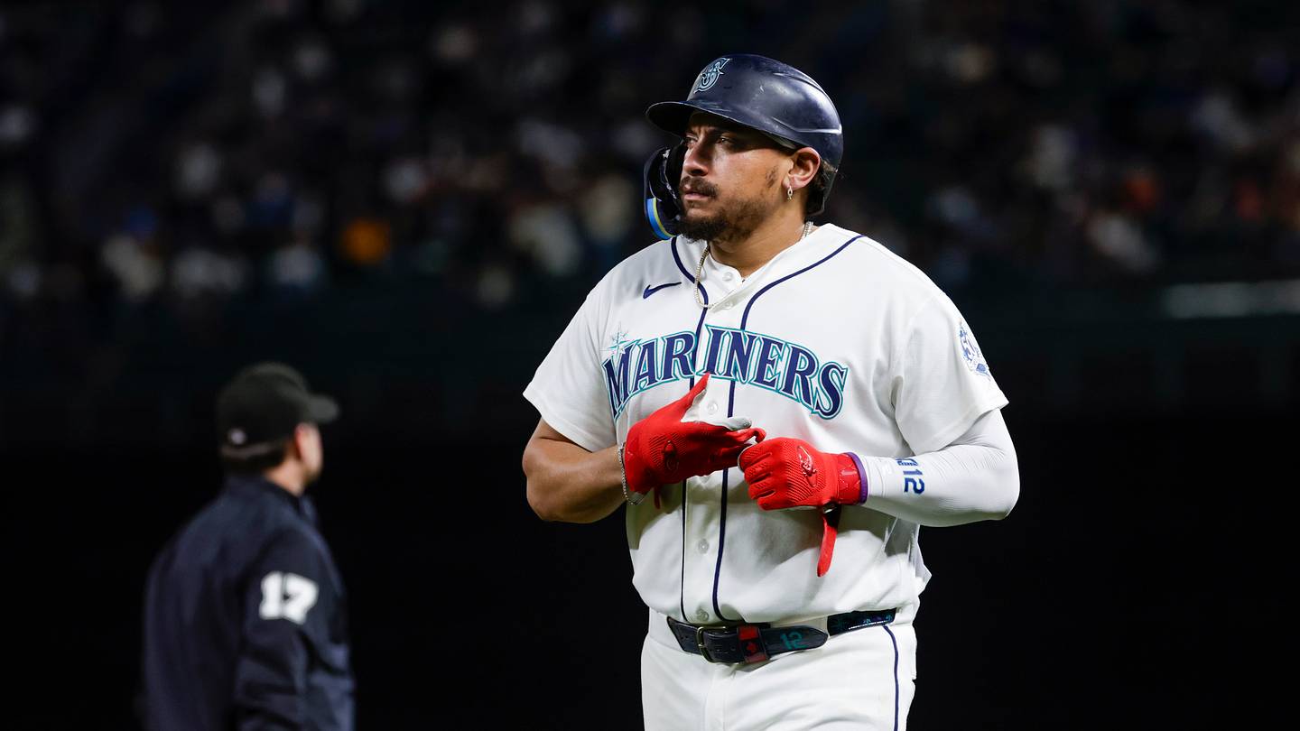 Mariners must consider if Josh Naylor deserves the Robbie Ray treatment this winter