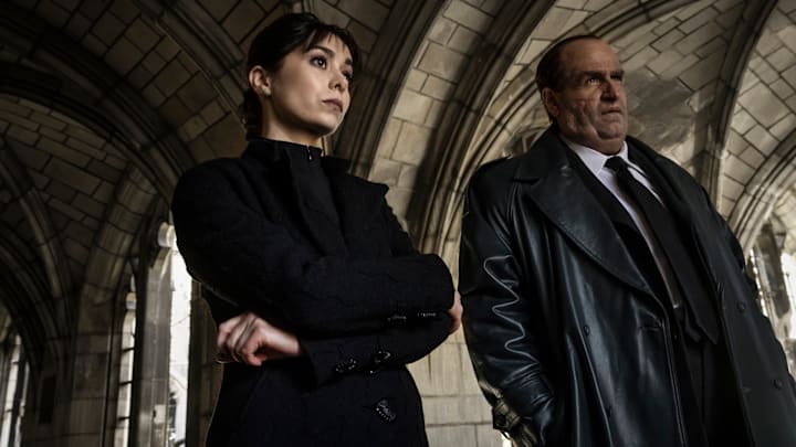 Cristin Milioti as Sofia Falcone and Colin Farrell as Oz Cobb in The Penguin