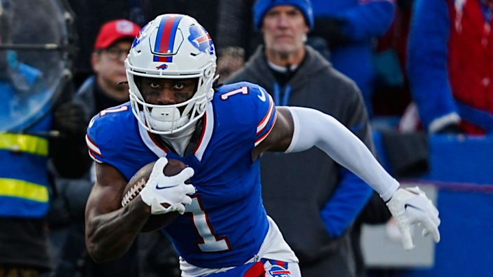Buffalo Bills wide receiver Curtis Samuel returns the ball during the second half of the Buffalo Bills wild card game against the Denver Broncos at Highmark Stadium in Orchard Park on Jan. 12, 2025.