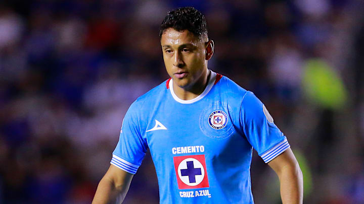 Cruz Azul va por el reemplazo de Luis Romo