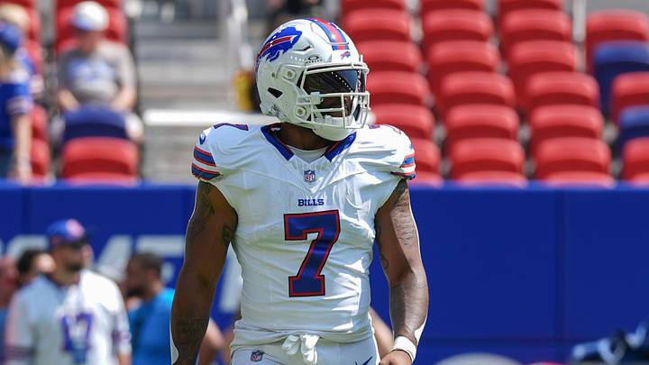 Aug 15, 2026; Orchard Park, New York, USA; Buffalo Bills running back Ray Davis (7) prior to the game between the Carolina Panthers and Buffalo Bills at New Highmark Stadium. Aug 15, 2026; Orchard Park, New York, USA; Buffalo Bills running back Ray Davis (7) prior to the game between the Carolina Panthers and Buffalo Bills at New Highmark Stadium.