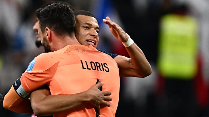 Mbappé remercie Lloris après sa retraite