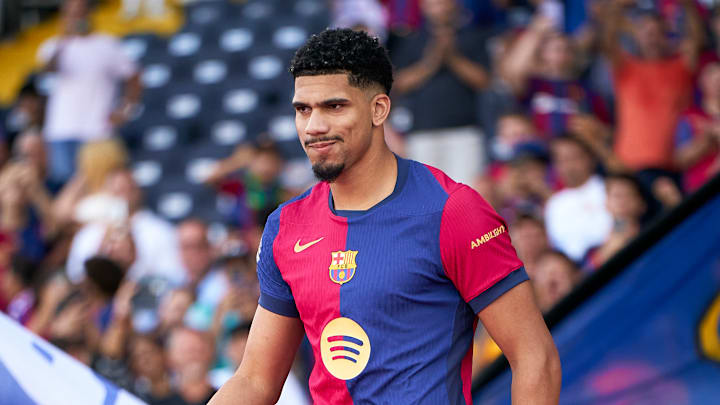 Uruguaio Ronald Araújo ainda se recupera de lesão sofrida na Copa América