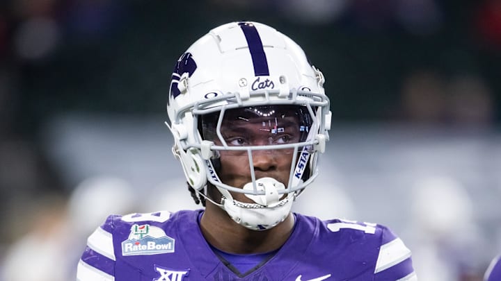Kansas State Wildcats safety VJ Payne (19) against the Rutgers Scarlet Knights during the Rate Bowl Kansas State Wildcats safety VJ Payne (19) against the Rutgers Scarlet Knights during the Rate Bowl
