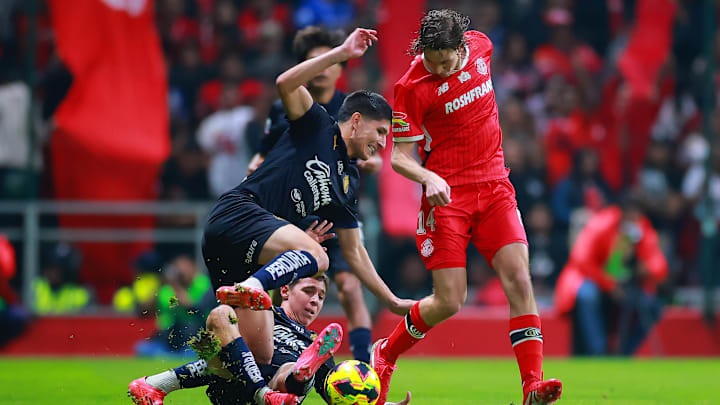 Miguel Tapias y Mateo Chávez enfrentan a Marcel Ruiz