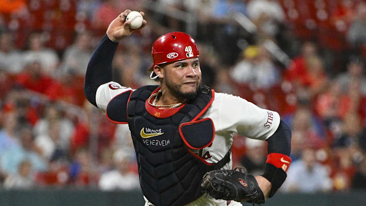 Jul 29, 2024; St. Louis, Missouri, USA; St. Louis Cardinals catcher Willson Contreras (40) throws to first against the Texas Rangers during the seventh inning at Busch Stadium. Jul 29, 2024; St. Louis, Missouri, USA; St. Louis Cardinals catcher Willson Contreras (40) throws to first against the Texas Rangers during the seventh inning at Busch Stadium.