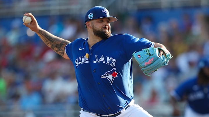 Mar 24, 2023; Dunedin, Florida, USA;  Toronto Blue Jays starting pitcher Alek Manoah (6) throws a