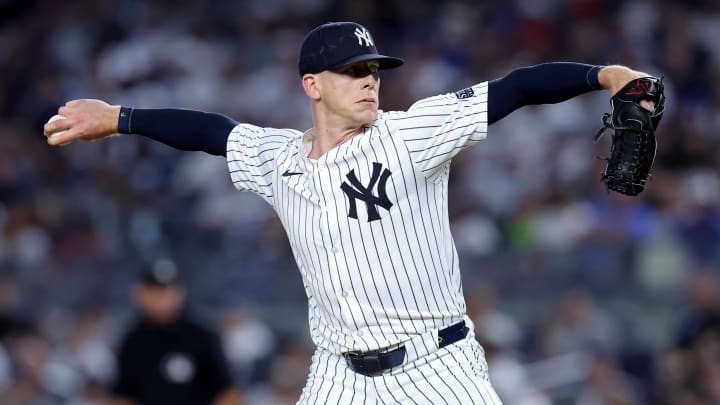 Jun 7, 2024; Bronx, New York, USA; New York Yankees relief pitcher Ian Hamilton (71) pitches against the Los Angeles Dodgers during the tenth inning at Yankee Stadium. Mandatory Credit: Brad Penner-USA TODAY Sports Jun 7, 2024; Bronx, New York, USA; New York Yankees relief pitcher Ian Hamilton (71) pitches against the Los Angeles Dodgers during the tenth inning at Yankee Stadium. Mandatory Credit: Brad Penner-USA TODAY Sports
