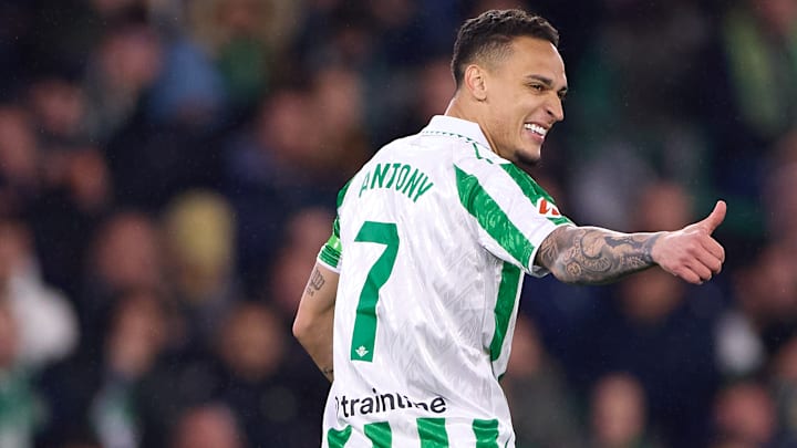 Antony está liberado para enfrentar o Real Madrid Antony está liberado para enfrentar o Real Madrid