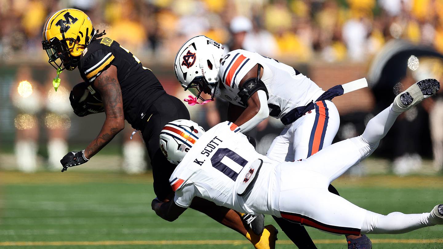 Auburn transfer Keionte Scott commits to Houston but, it may not be bad ...