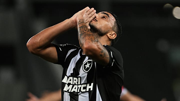 Rafael vinha fazendo bons jogos, mas acabou se lesionando