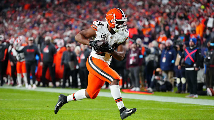 Dec 2, 2024; Denver, Colorado, USA; Cleveland Browns running back Nick Chubb (24) scores a touchdown in the fourth quarter against the Denver Broncos at Empower Field at Mile High. Mandatory Credit: Ron Chenoy-Imagn Images Dec 2, 2024; Denver, Colorado, USA; Cleveland Browns running back Nick Chubb (24) scores a touchdown in the fourth quarter against the Denver Broncos at Empower Field at Mile High. Mandatory Credit: Ron Chenoy-Imagn Images