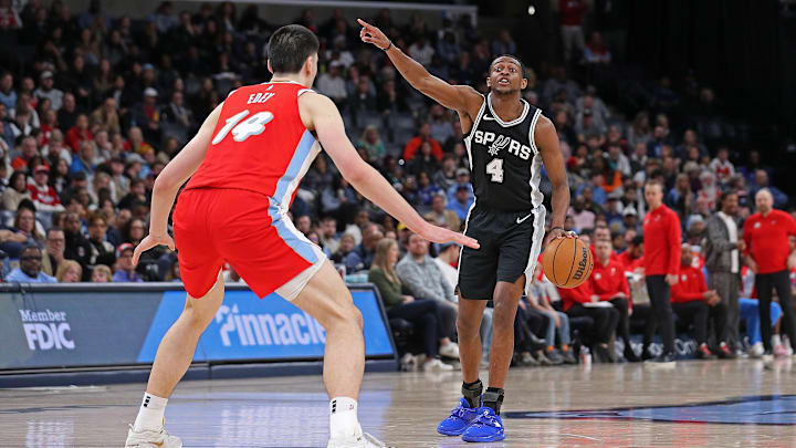 San Antonio Spurs v Memphis Grizzlies
