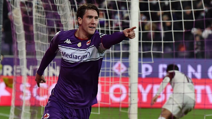 Vlahovic no topo, Luis Díaz na sequência e mais: as 10 melhores contratações deste mercado de inverno na Europa. 