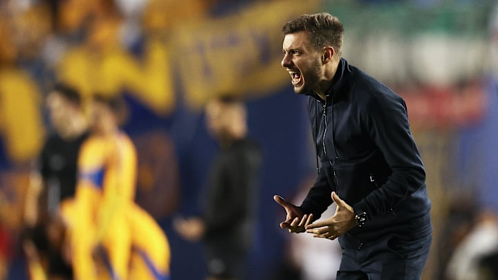 Cruz Azul v Tigres UANL - Friendly Match