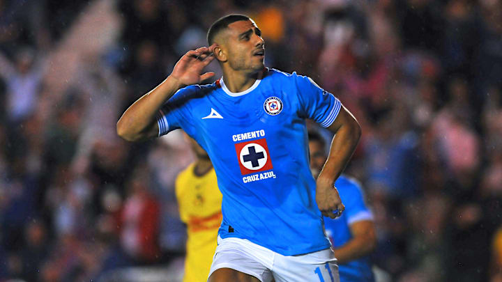 Giorgios Giakoumakis se mantiene como suplente con Cruz Azul
