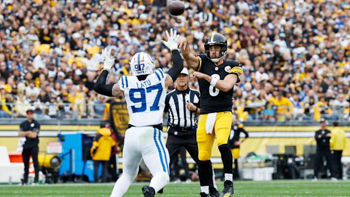 Indianapolis Colts v Pittsburgh Steelers Indianapolis Colts v Pittsburgh Steelers