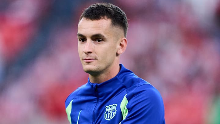Barcelona are thought to be open to offers for Marc Casadó.