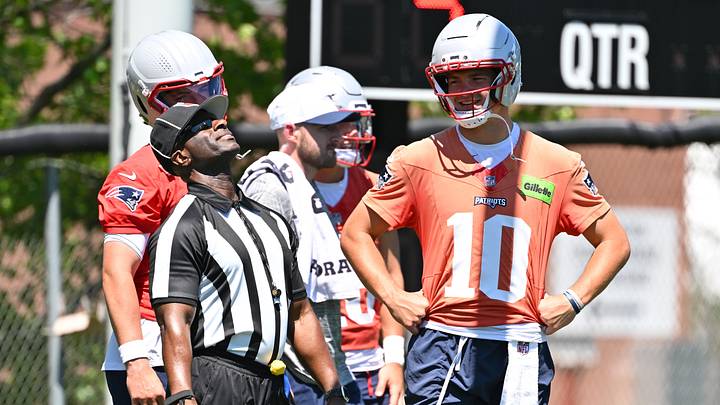 Jun 9, 2026; Foxborough, MA, USA; New England Patriots quarterback Drake Maye (10) speaks to an official during minicamp at Gillette Stadium. Mandatory Credit: Eric Canha-Imagn Images Jun 9, 2026; Foxborough, MA, USA; New England Patriots quarterback Drake Maye (10) speaks to an official during minicamp at Gillette Stadium. Mandatory Credit: Eric Canha-Imagn Images