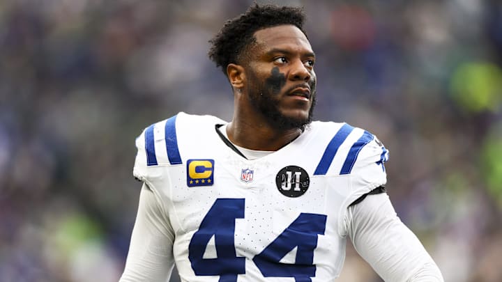 The Colts are trading Zaire Franklin to the Packers for defensive tackle Colby Wooden. 