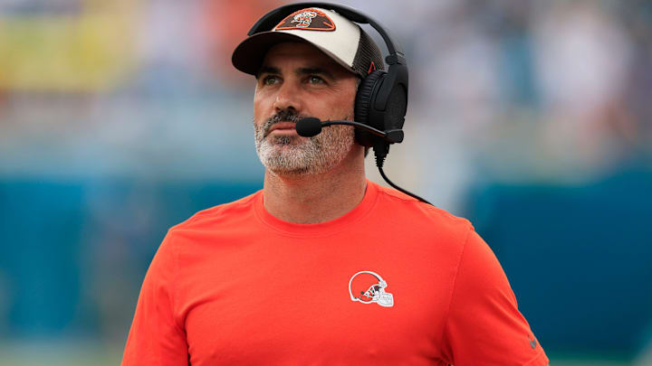 Cleveland Browns head coach Kevin Stefanski looks on during the first quarter of an NFL football matchup at EverBank Stadium.