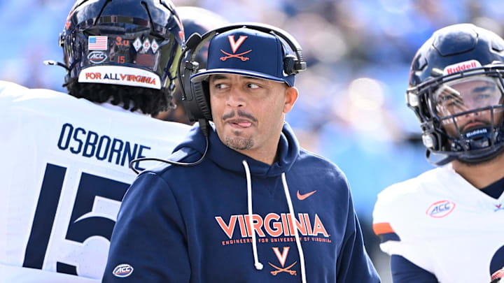 Virginia Cavaliers head coach Tony Elliott Virginia Cavaliers head coach Tony Elliott