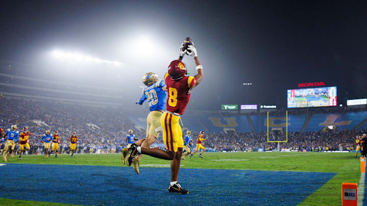 USC v UCLA