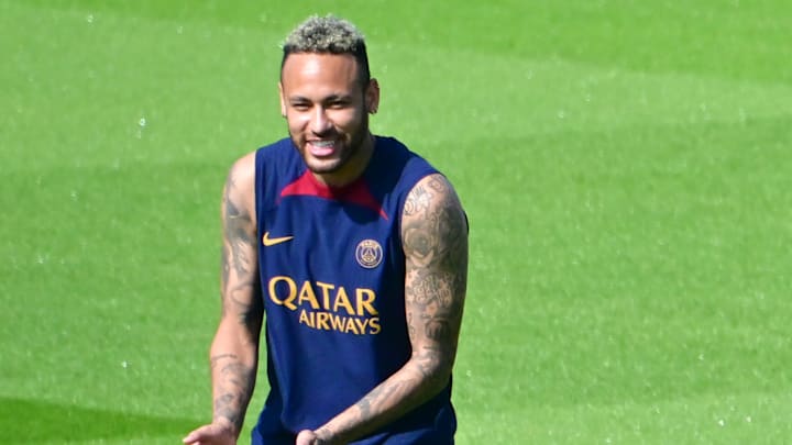 Neymar, nouveau chef culinaire.