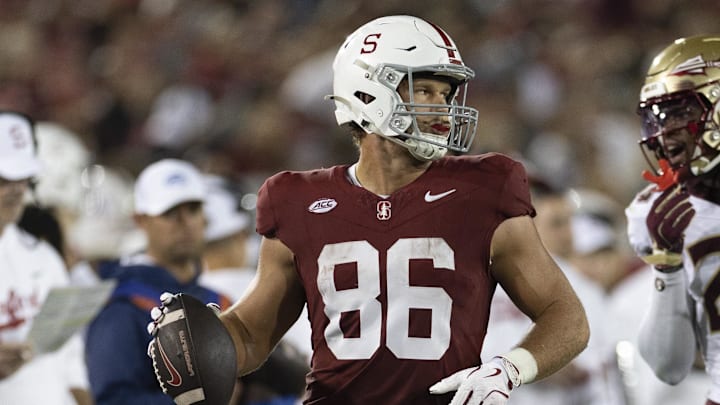 Oct 18, 2025; Stanford, California, USA;  Stanford Cardinal tight end Sam Roush (86) during the third quarter against the Florida State Seminoles at Stanford Stadium. Mandatory Credit: Stan Szeto-Imagn Images