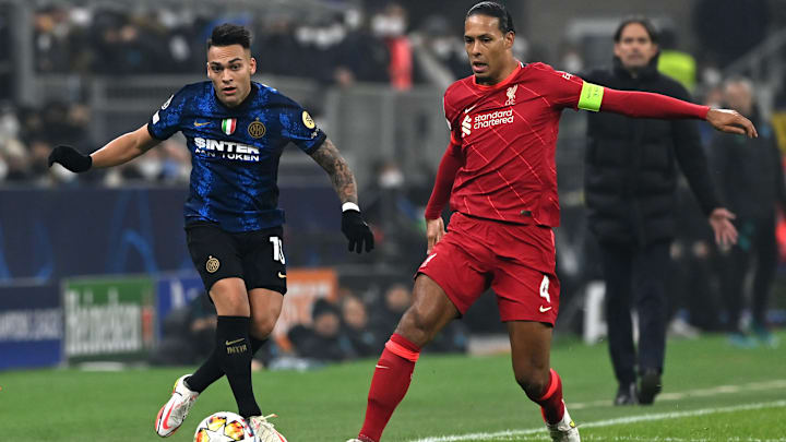 FC Internazionale v Liverpool FC: Round Of Sixteen Leg One - UEFA Champions League FC Internazionale v Liverpool FC: Round Of Sixteen Leg One - UEFA Champions League