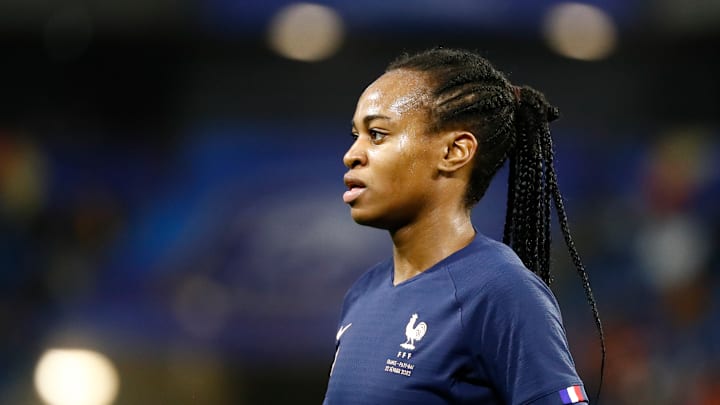 Marie-Antoinette Katoto sous les couleurs de l'EDF.