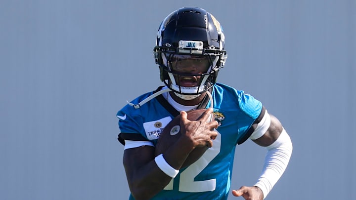 Jacksonville Jaguars wide receiver Travis Hunter (12) runs the ball during the second mandatory minicamp at Miller Electric Center Wednesday, June 11, 2025 in Jacksonville, Fla.