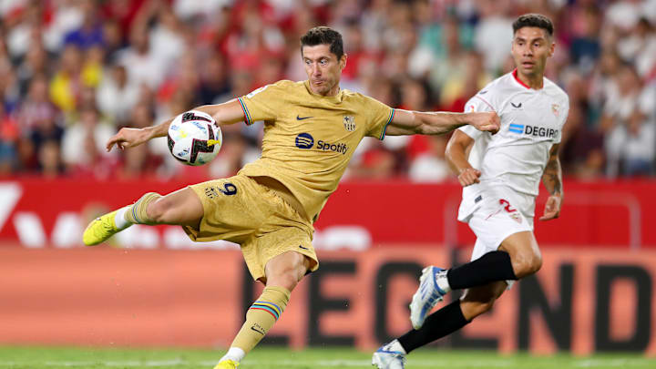 Robert Lewandowski marcó un golazo ante el Sevilla 