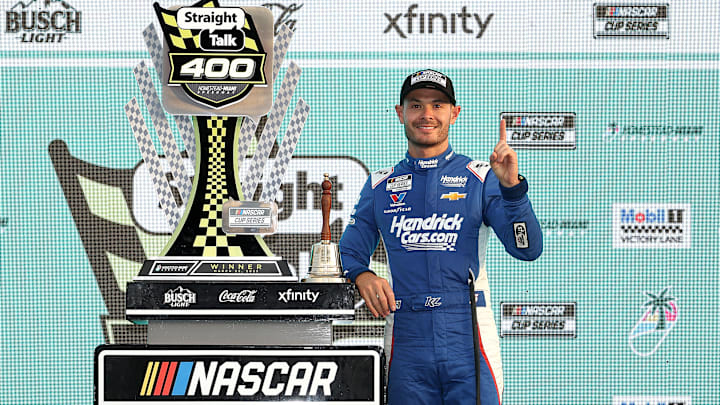 NASCAR Cup Series Straight Talk Wireless 400
